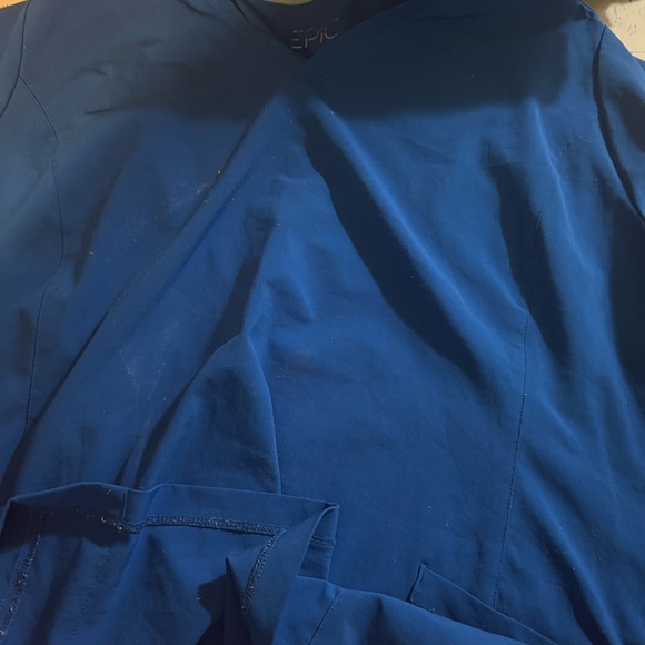 Scrub top - Picture 1 of 1